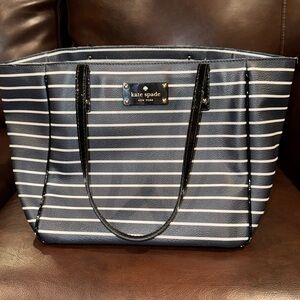 Pre-loved still in great condition Kate Spade Black and White Striped Tote
